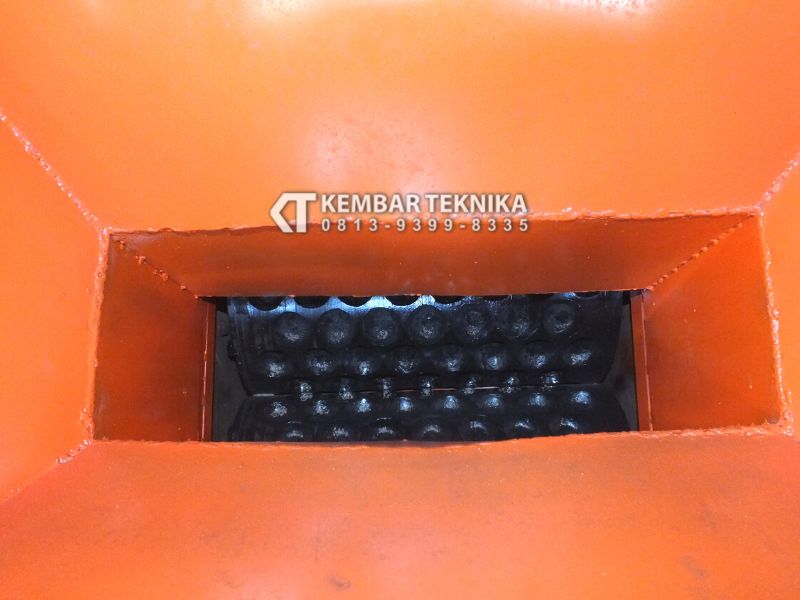Mesin Pencetak Briket Otomatis dan Cepat